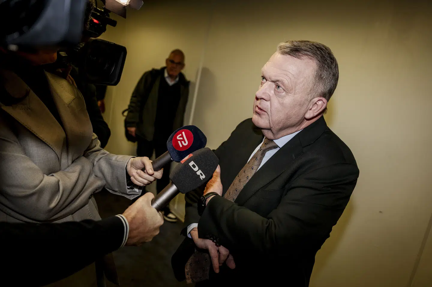 Lars Løkke Rasmussen (M) er kåret til Årets Yndlingsoffer ved "Året der gak". Han er langtfra den eneste politiker, der har modtaget prisen. Den er tidligere tildelt blandt andre Magnus Heunicke (S) og senest Venstres formand, Troels Lund Poulsen (V). (Arkivfoto).