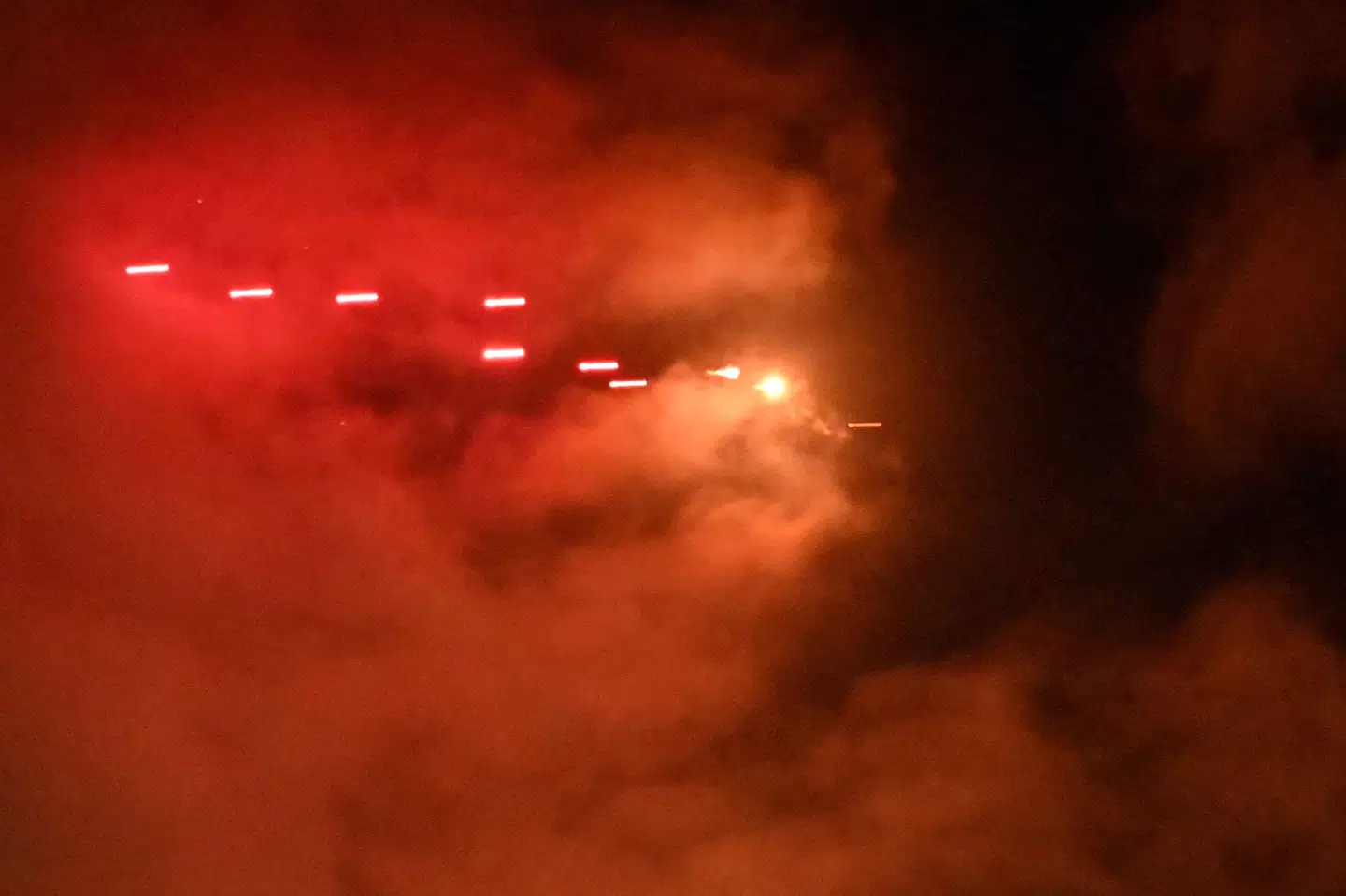 Kyiv luftforsvarsenheder er natten til tirsdag aktiveret mod russiske droner, der sværmer over den ukrainske hovedstad.