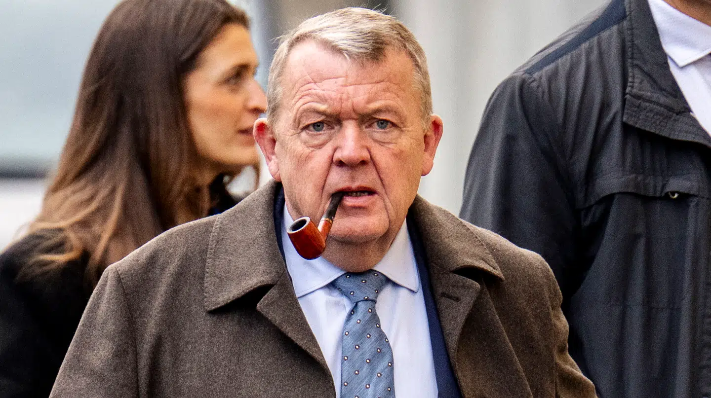 Udenrigsminister Lars Løkke Rasmussen (M) er kaldt i samråd om opsigtsvækkende sag om støtte til en palæstinensisk "menneskerettighedsorganisaion."