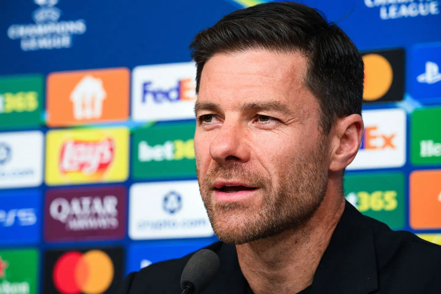 Xabi Alonso tog i sommer over for Carlo Ancelotti i Real Madrid. Netop Ancelotti er en af dem, som Alonso lader sig inspirere af i rollen som cheftræner i den spanske storklub.