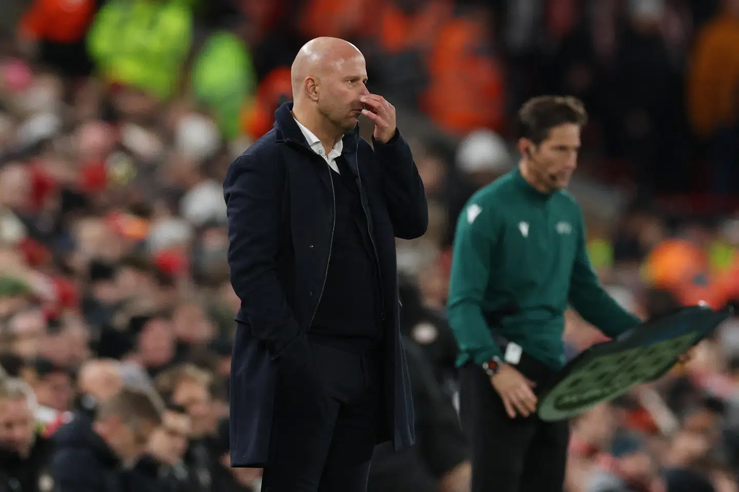 Arne Slots position som Liverpool-chef vil blive diskuteret efter nedturen mod PSV.