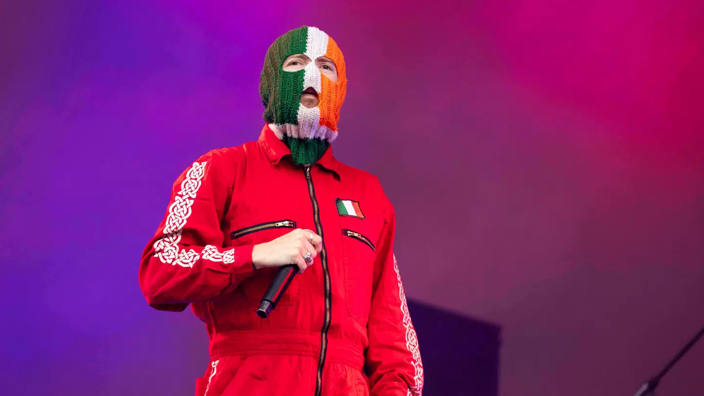 Kneecap kommer til Roskilde.