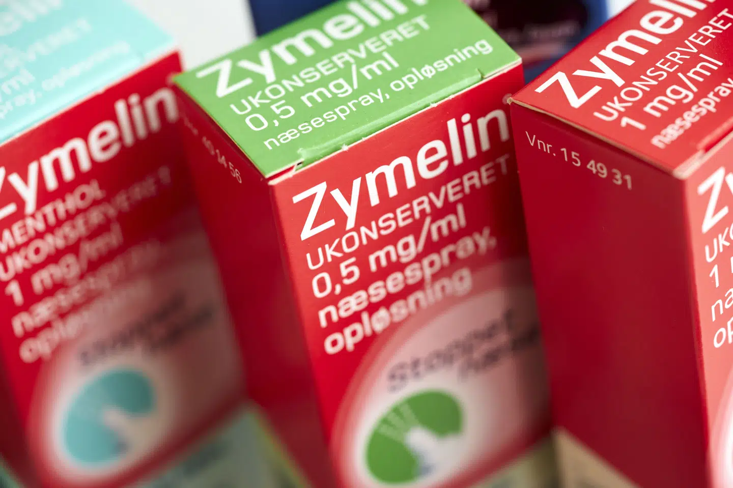 Det skal fortsat være muligt at gå i supermarkedet eller på tanken efter en næsespray, når forkølelsen rammer. Det slår Lægemiddelstyrelsen fast over for DR. (Arkivfoto).