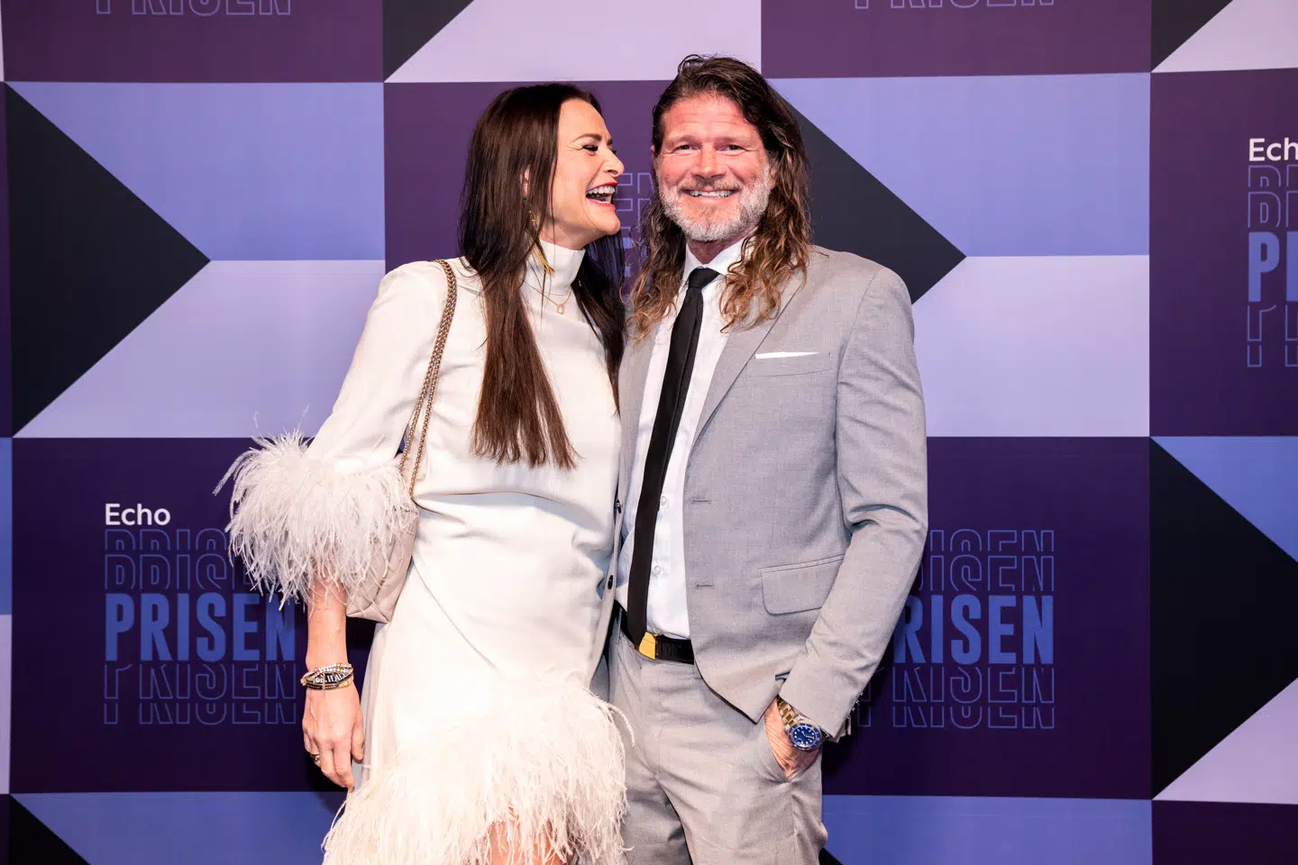 Jill Liv Nielsen havde blandt andet kæresten Anders Larsson med til EchoPrisen forrige år. Snart vil de gerne flytte sammen – for flere børn skal de ikke have, men et bryllup måtte det da gerne blive til, lyder det fra Dildo-Jill.