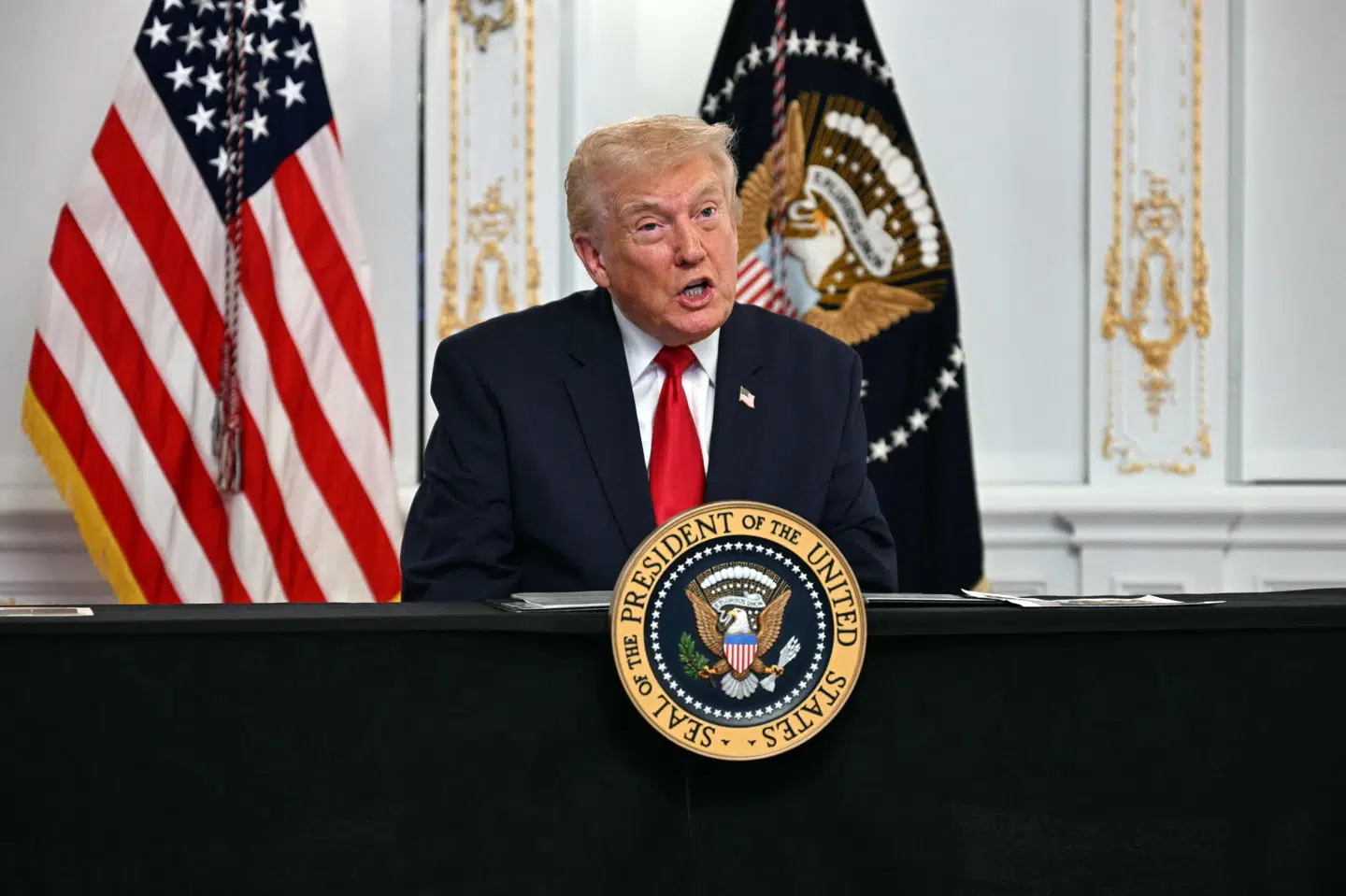 USA's præsident, Donald Trump, vil gennemgå flygtningesager i USA, efter at en afghansk mand er hovedmistænkt i skuddrab på soldat fra amerikansk nationalgarde. Flere organisationer er bekymrede for, at én persons handling kommer til at få store konsekvenser for andre uskyldige flygtninge.