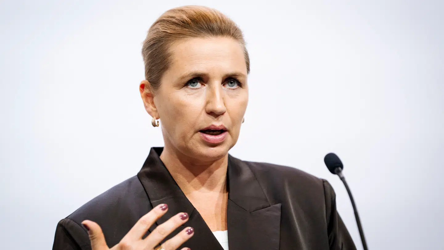 Statsminister Mette Frederiksen (S) er under massivt internt pres.