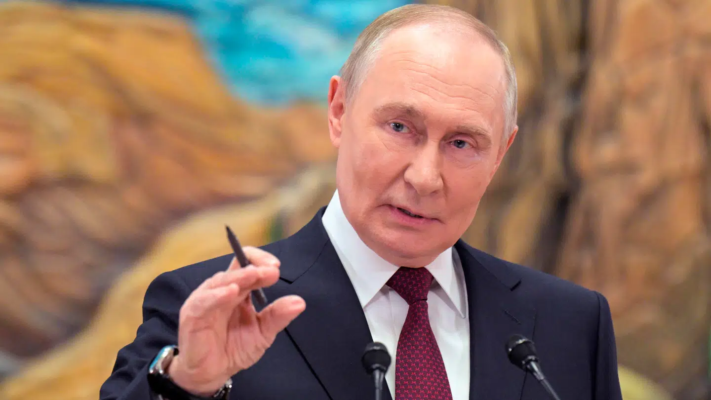 Vladimir Putin sagde torsdag, at USAs udkast kunne danne bund for kommende forhandlinger om en fredsaftale. Ukraine er dog uenige med centrale punkter i forslaget.