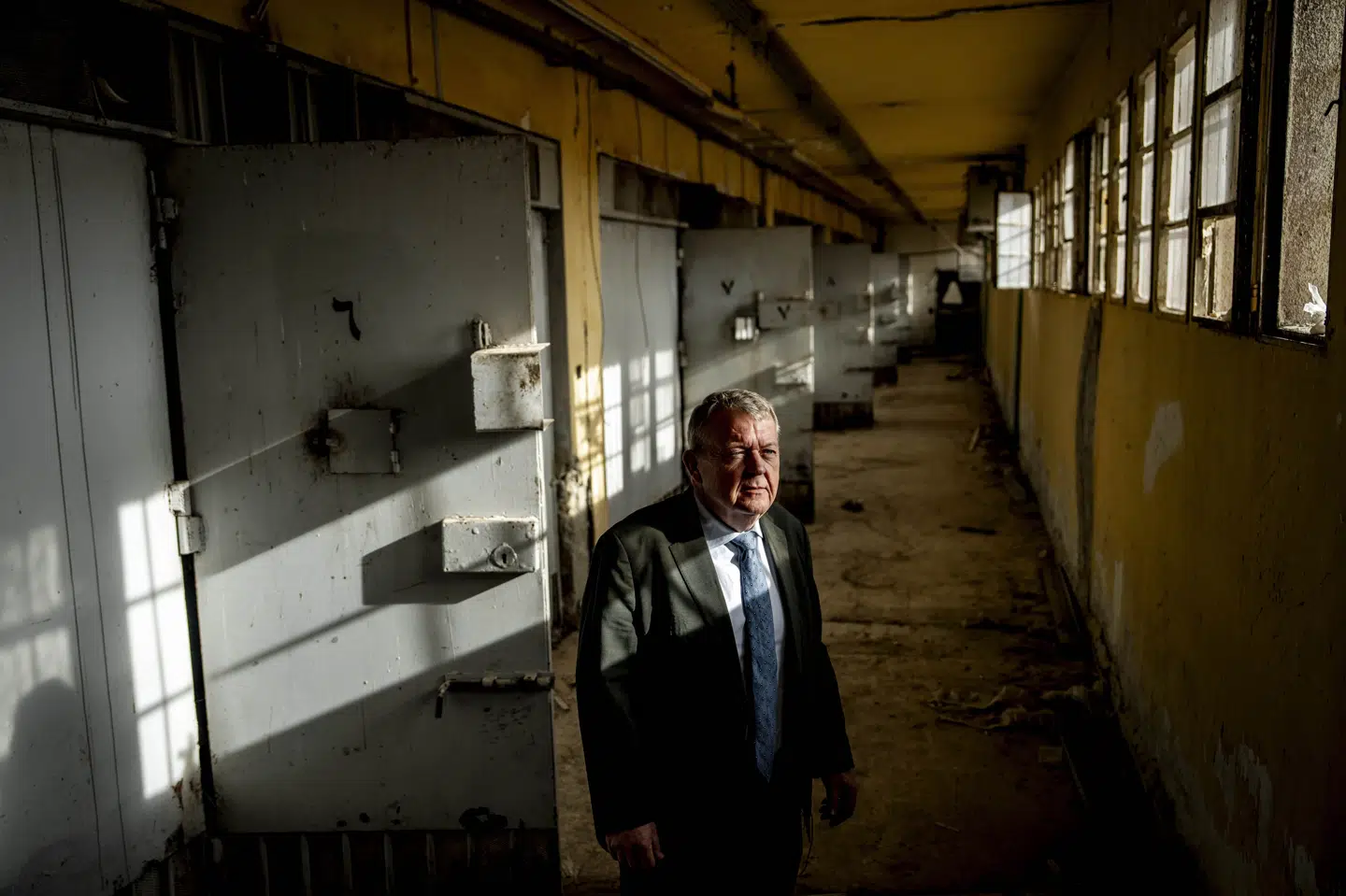 Udenrigsminister Lars Løkke Rasmussen (M) har lørdag besøgt Sednaya-fængslet i Syrien.