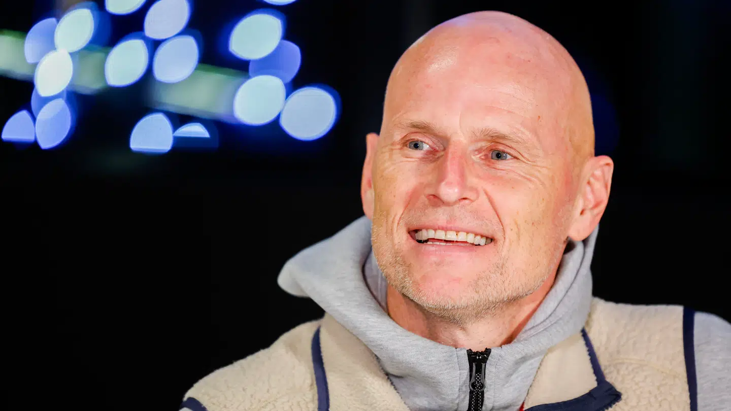 Den VM-aktuelle landstræner måtte pludselig indlægges.