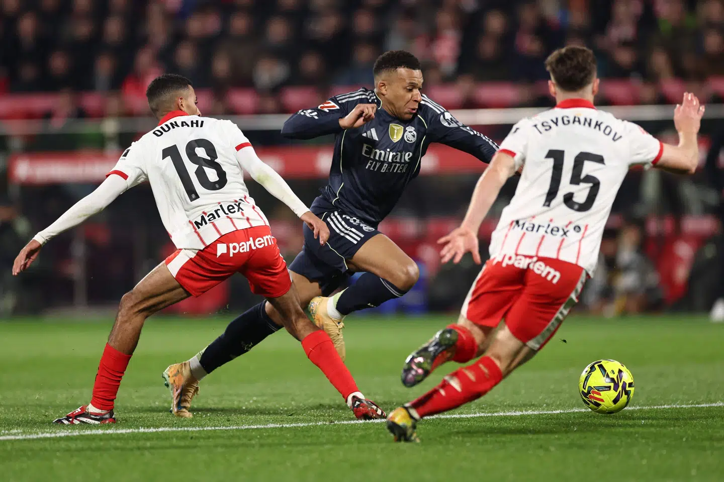 Kylian Mbappé kom på tavlen, men kunne ikke sikre Real Madrid sejren i Girona.