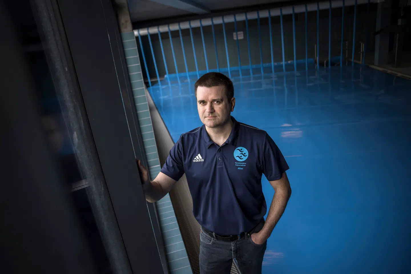 »Kønsopdeling i sig selv er naturligvis ikke integration. Integrationen opstår i det øjeblik, børnene møder foreningen og trænerne. Det skaber fællesskab og netværk,« skriver Allan Nyhus, der er direktør i SvømDanmark. Foto: Thomas Lekfeldt