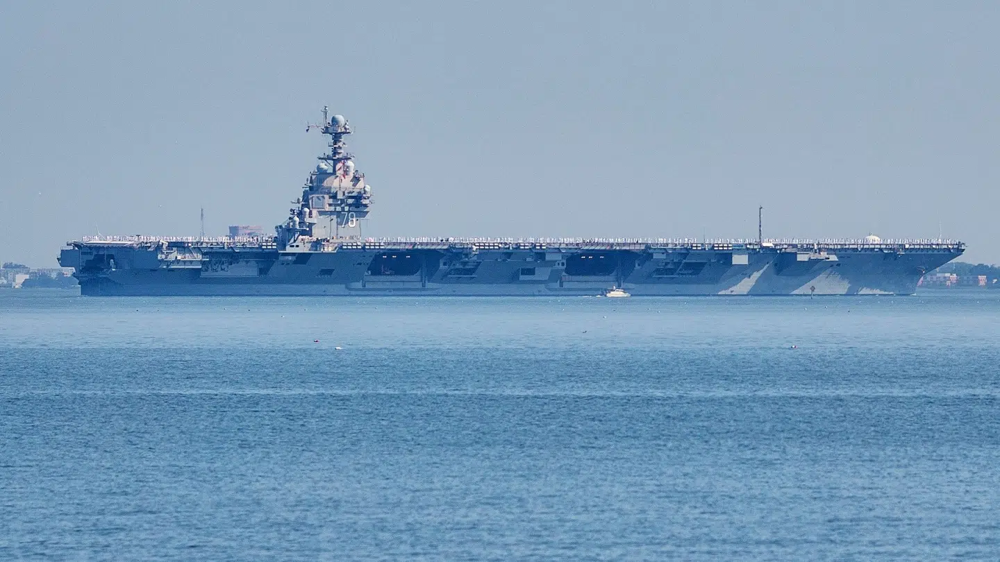 Verdens største krigsskib, USS Gerald Ford ankom for nogle uger siden til Det Caribiske Hav.