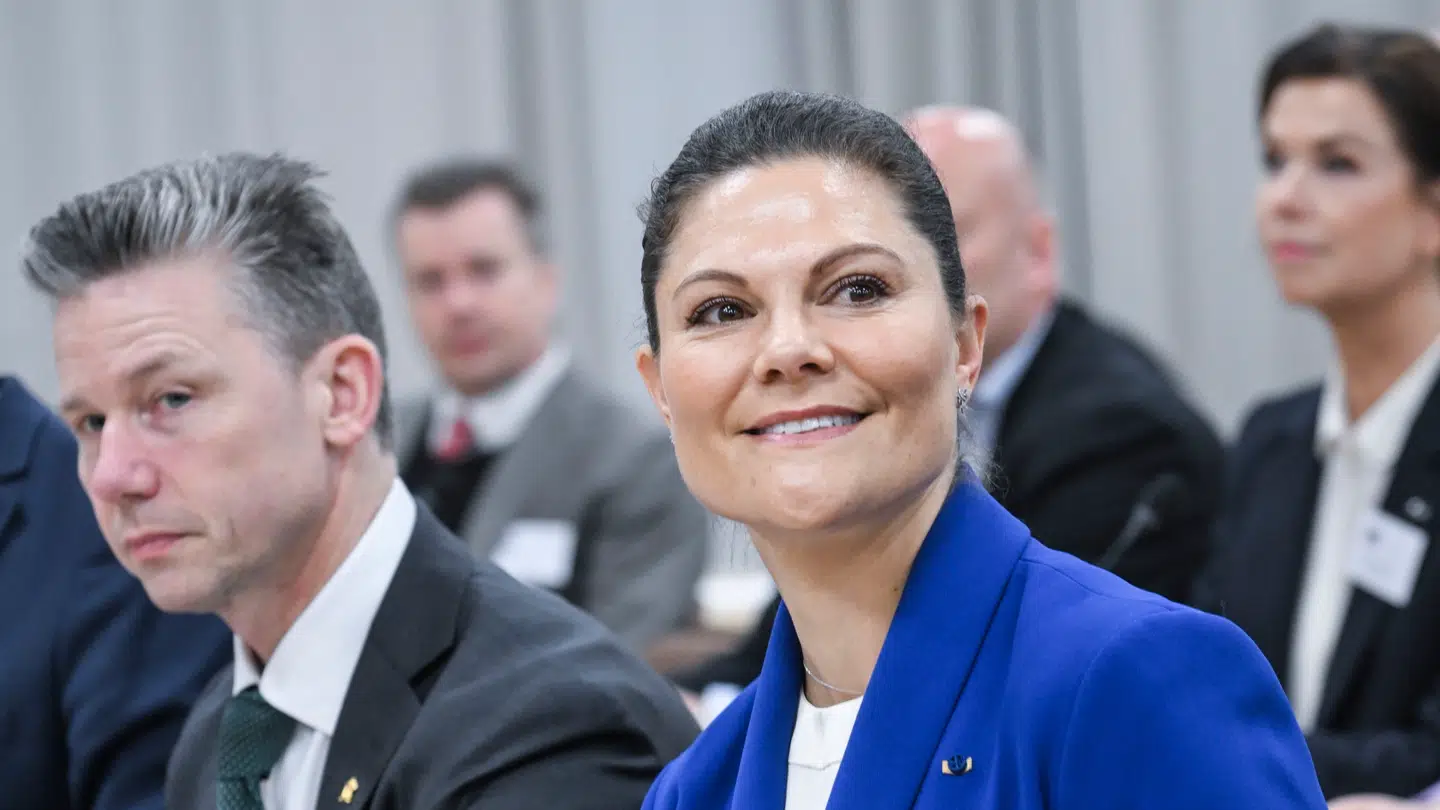 Kronprinsesse Victoria måtte afløse sin mor til mandagens juleevent.