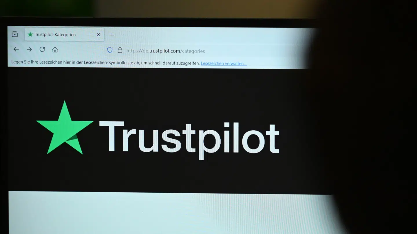Anmeldelserne på Trustpilot har vakt opsigt.
