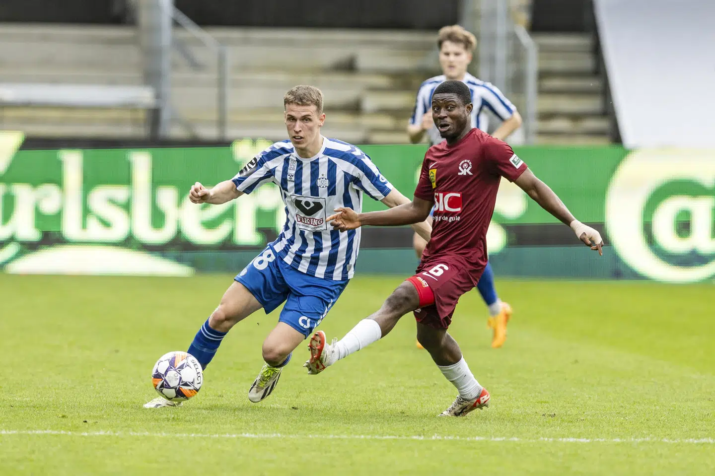 Marcus Hansen (til venstre) og holdkammeraterne er stærkt undertippede i pokalkvartfinalen mod FCK, men holdet kommer med masser af succesoplevelser i rygsækken. (Arkivfoto).
