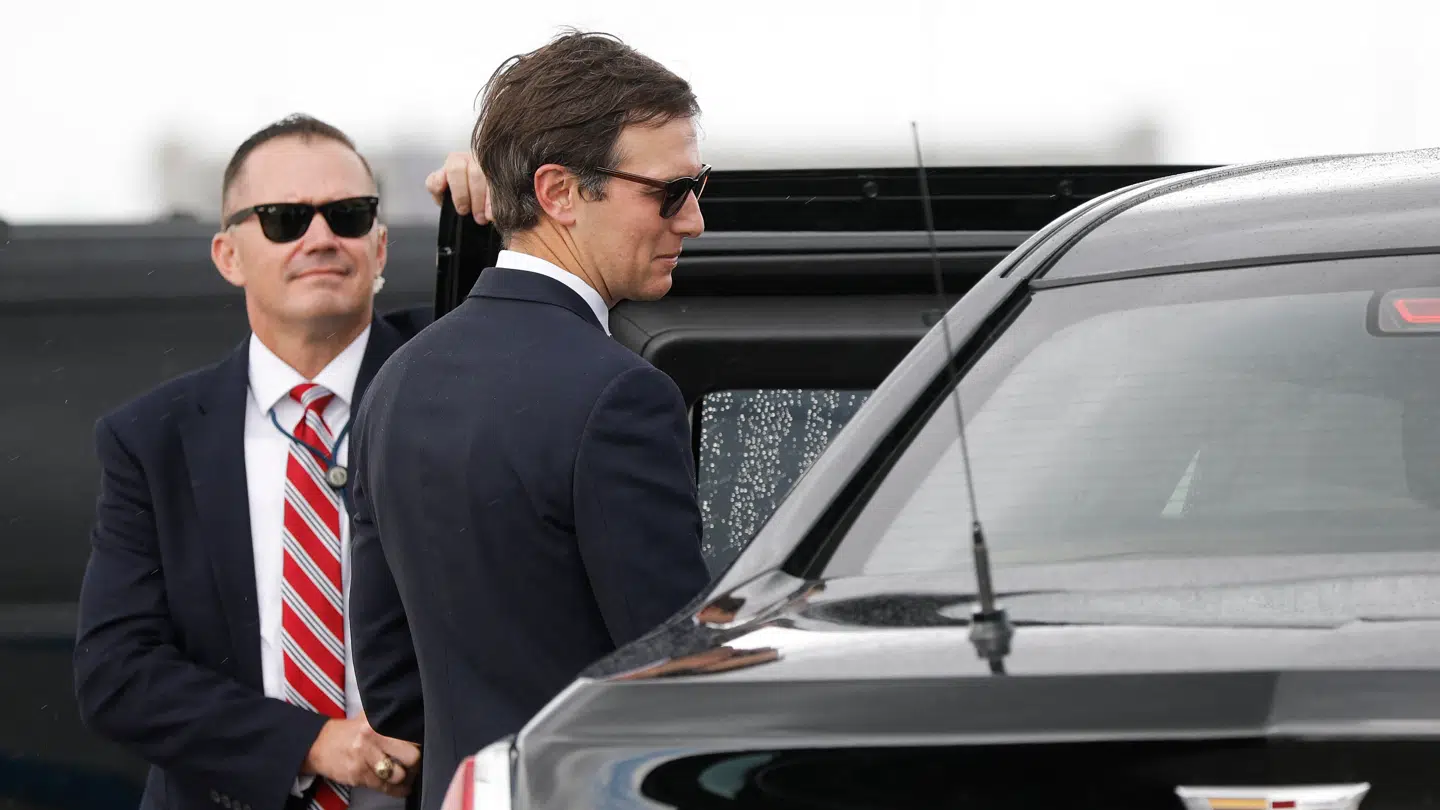Donald Trumps svigersøn Jared Kushner er efter en lang periode ude af rampelyset vendt tilbage.