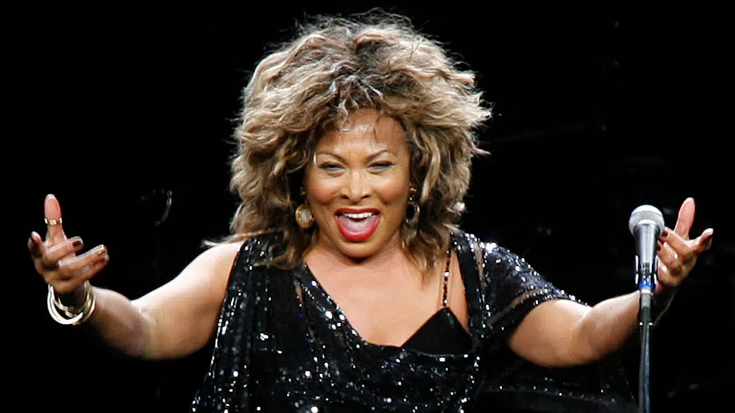 Tina Turner døde for mere end to år siden. Nu har hendes enkemand fundet kærligheden igen. Er er popikonet fotograferet under en koncert i 2009. (Arkivfoto)