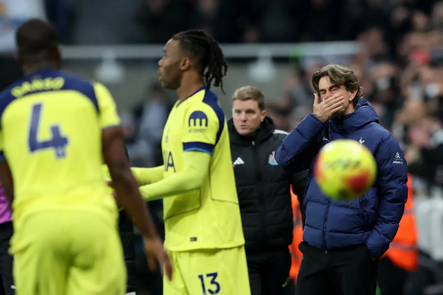 Træner Thomas Frank kunne se sit Tottenham-mandskab kæmpe sig tilbage to gange og spille uafgjort mod Newcastle i Premier League.