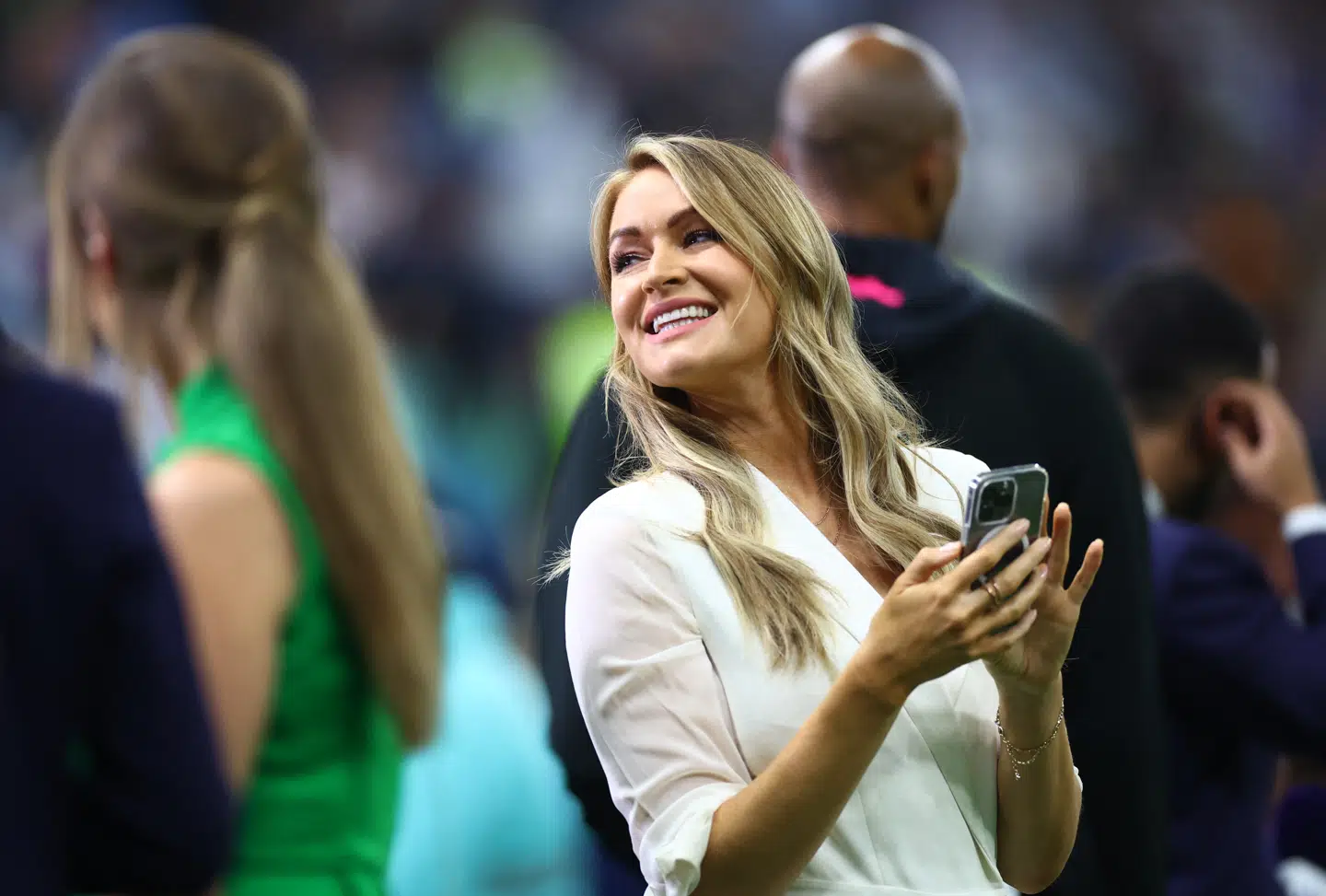 Laura Woods fotograferet før VM-finalen mellem Argentina og Frankrig i 2022, hvor hun var ITVs vært i Qatar.