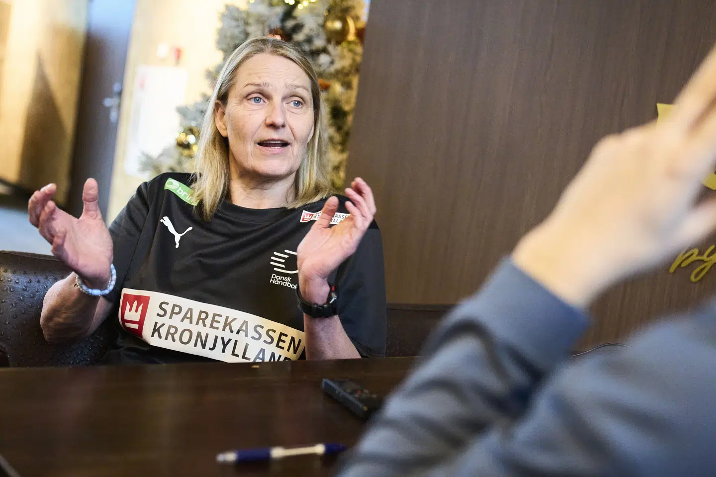 Helle Thomsen proklamerede, at hun havde set 50 timers video med alle de rumænske spillere. Det kan hun ikke prale af, når det kommer til senegaleserne.