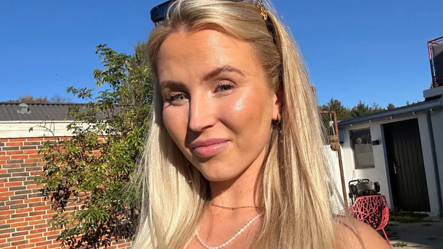 Michelle bor sammen med sin kæreste og deres tre hunde. På sin Instagram-profil @michelleulr deler hun forskellige sparetips.