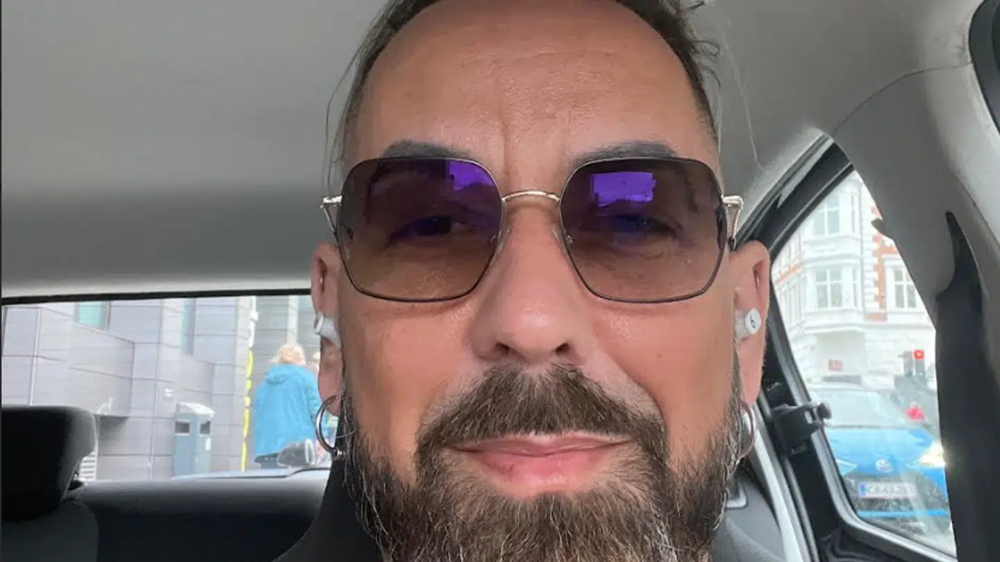 Daulphin Roy er ikke bleg for at køre rundt i byen efter gode tilbud.