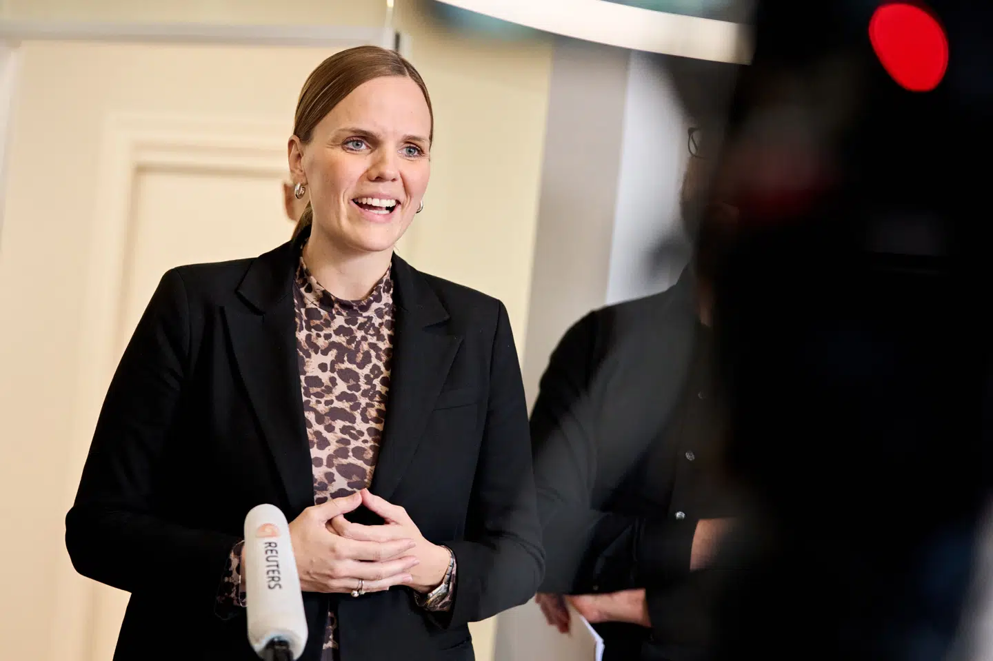 Digitaliseringsminister Caroline Stage (M) skal ikke lede et rådsmøde i Bruxelles, som led i Danmarks EU-formandskab. Hendes læge har frarådet flyvning under hendes graviditet. (Arkivfoto).