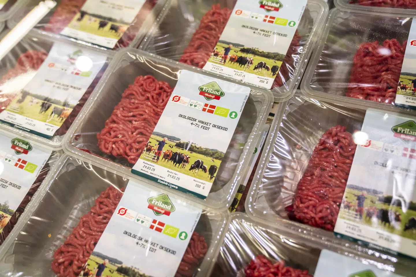 Hakket oksekød i supermarkedet er steget særligt meget, hvilket rammer mange borgere. (Arkivfoto).