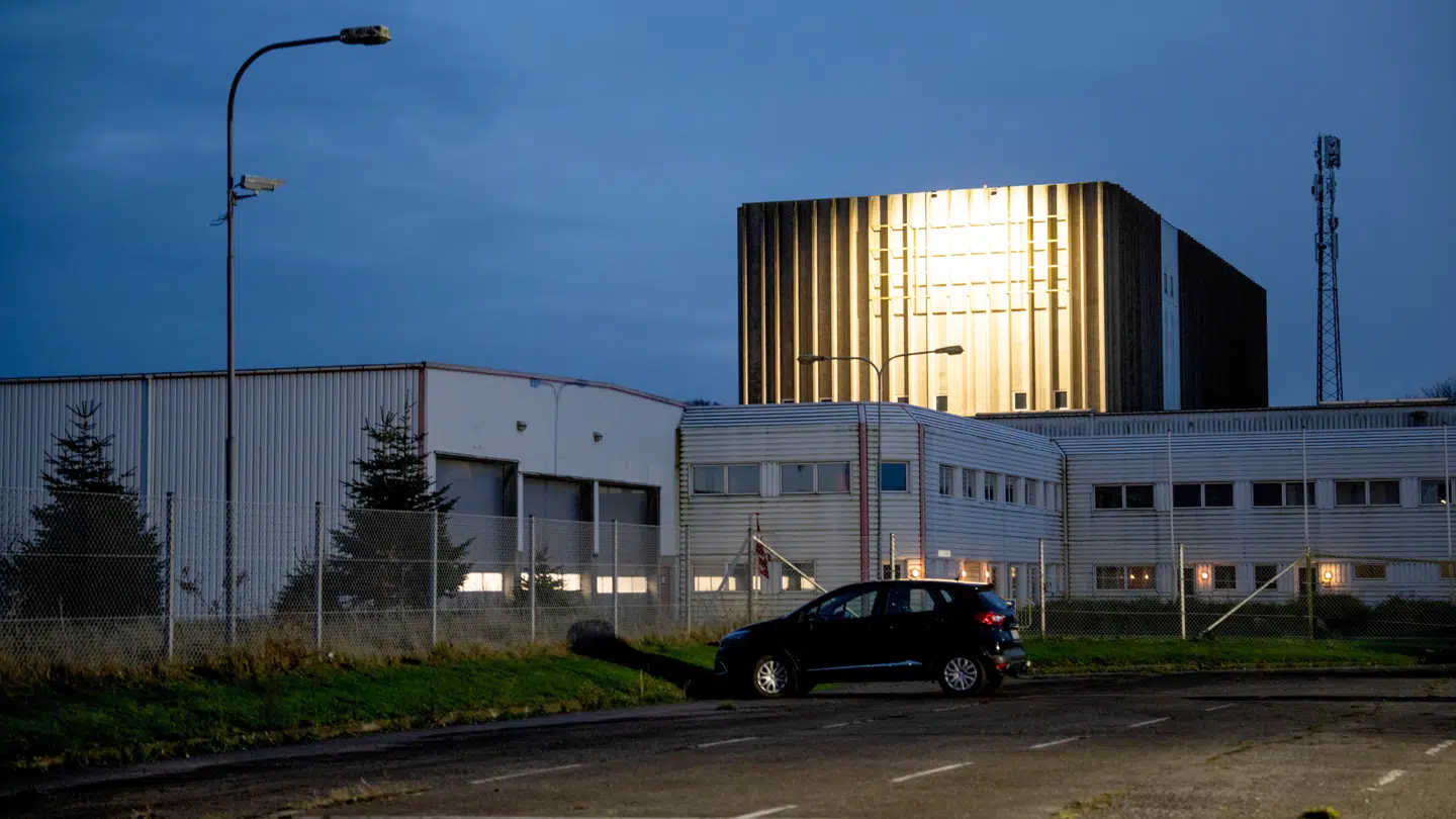 Første spadestik på Fire Points fabrik i Vojens bliver taget bag disse bygninger på Tingvejen, Sønderjylland, mandag.