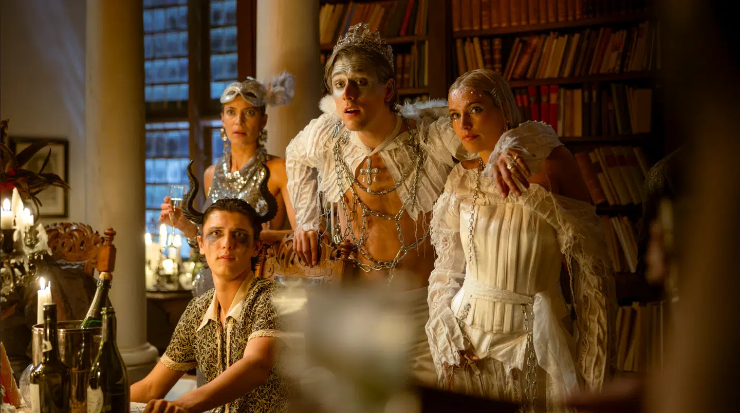 En scene fra den kommende film 'Doktor Glas' med grev Nikolai i en birolle.