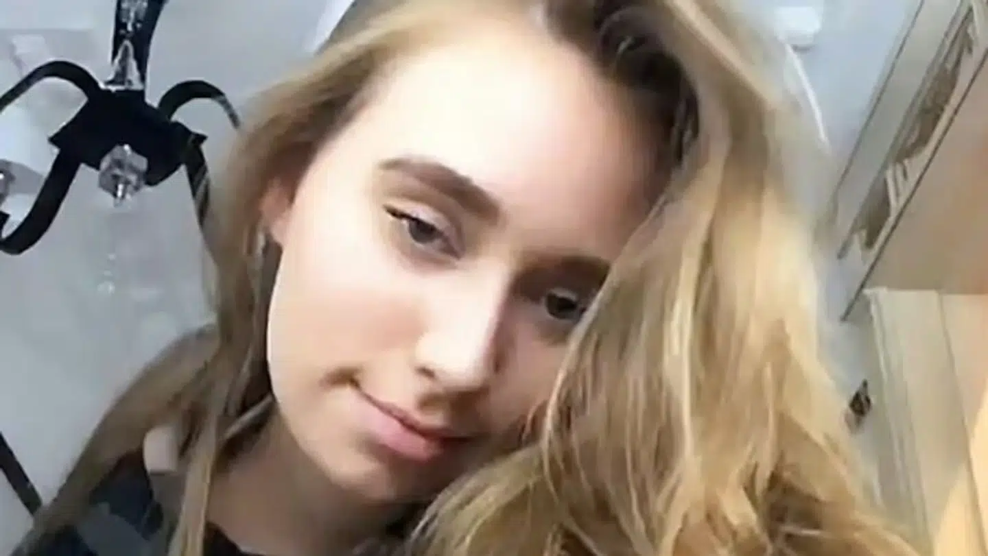 Luiza Rozova eller Elizaveta Krivonogikh, som hun også hedder, blev forleden stoppet på gaden i Paris af en ukrainsk journalist.