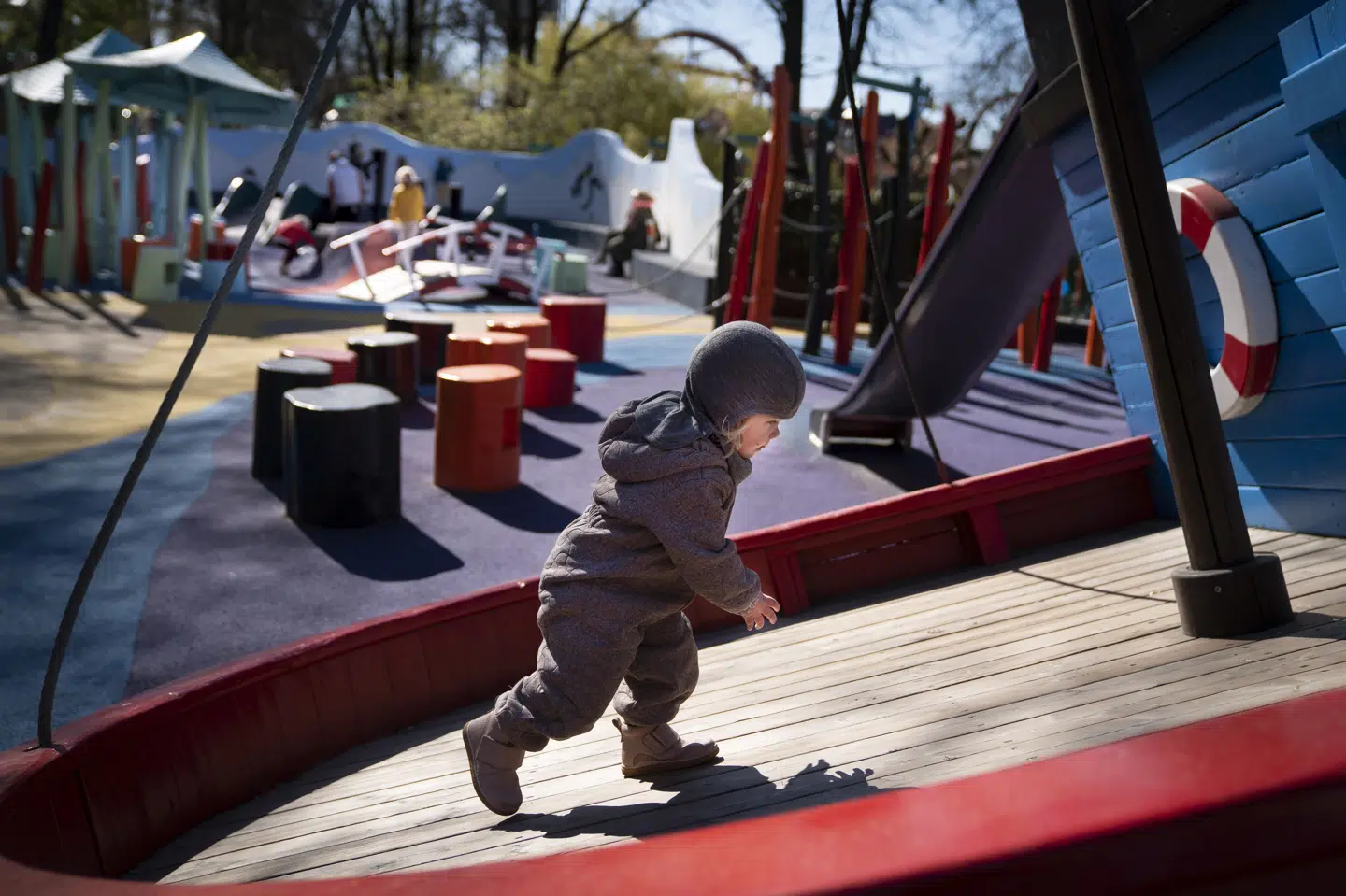 Forældre kan først regne med billigere børnepasning i vuggestuer og børnehaver fra 2027. Lovkrav er udskudt med et halvt år. (Arkivfoto).
