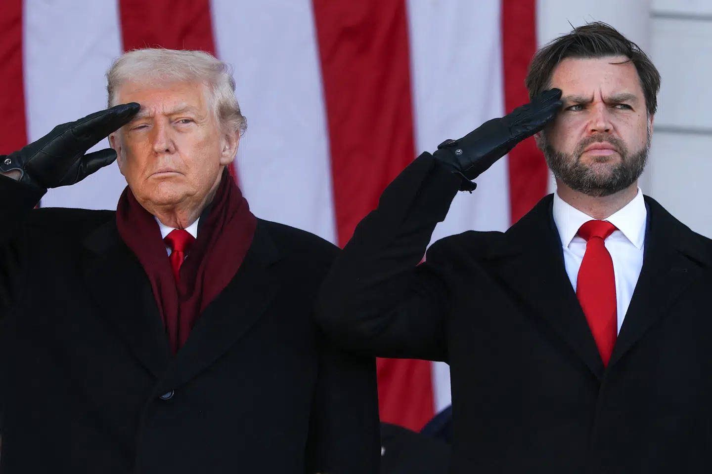 Præsident Trump og vicepræsident Vance har erklæret sig klar til at overtage kontrollen med Grønland – og skældt Danmark ud for ikke at kunne håndtere sikkerheden i landet. Nu afslører ny strategi en del af de amerikanske planer.