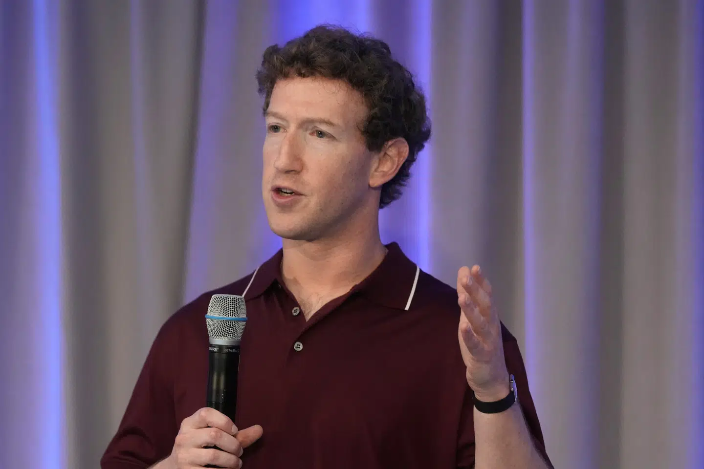 Her ses Meta Platforms stifter og topchef, Mark Zuckerberg.