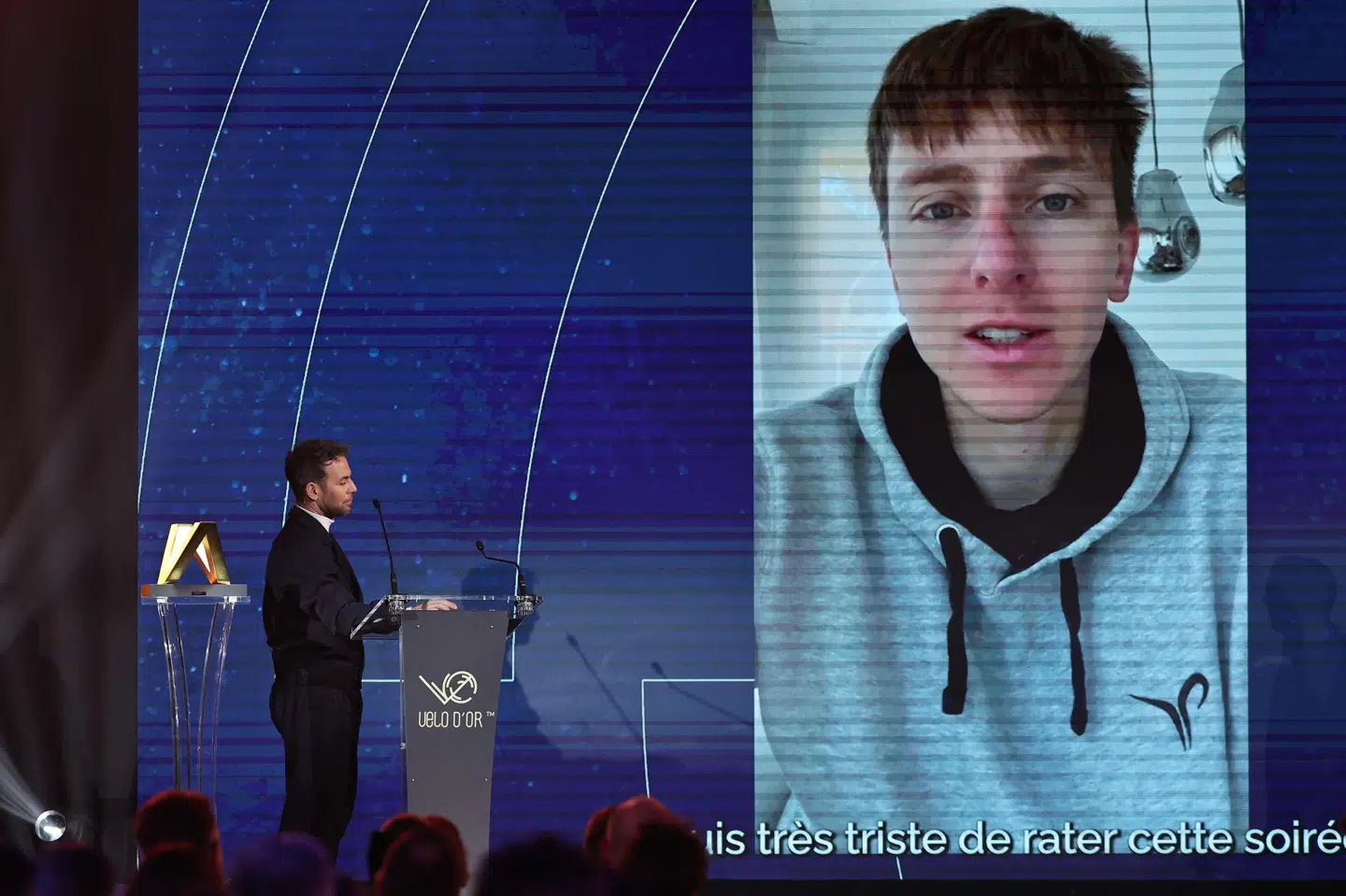 Tadej Pogacar var ikke selv til stede ved fredagens kåring i den franske hovedstad, Paris.