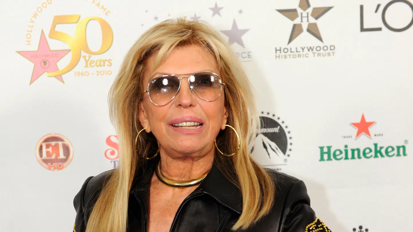 (ARKIV) Nancy Sinatra mener ikke hendes far, Frank Sinatra, ville støtte landets nuværende præsident.