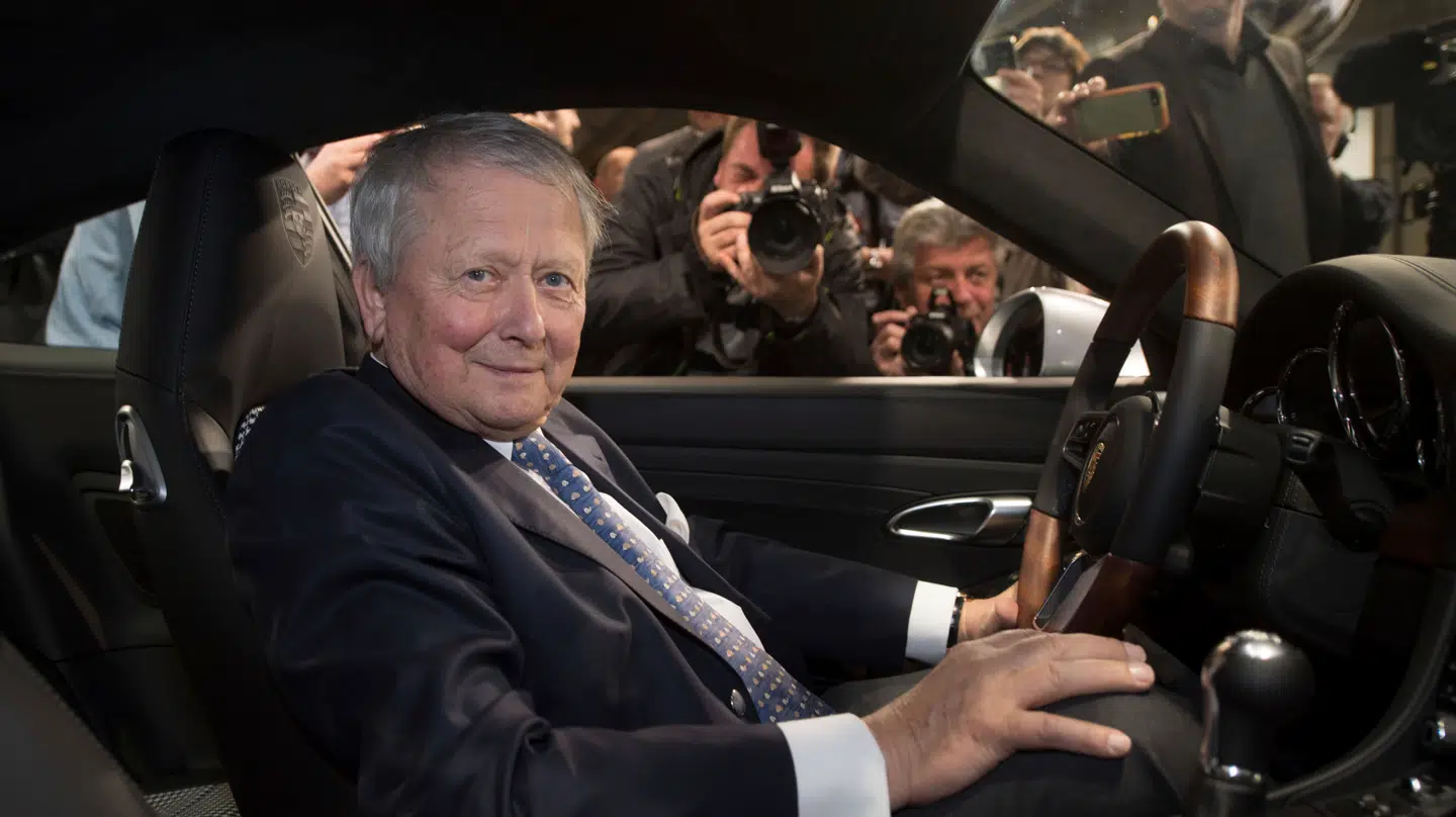 Wolfgang Porsche var fem år gammel, da familiefirmaet første bil ramte gaderne.
