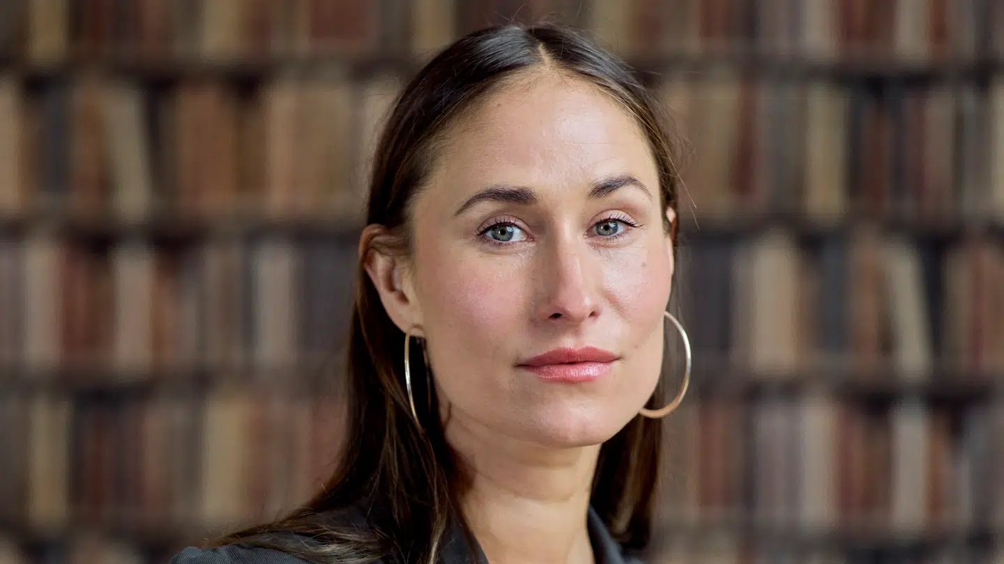 Rosalinde Mynster er kendt fra flere danske film og tv-serier som 'Sult', 'Badehotellet' og 'Carmen Curlers'.