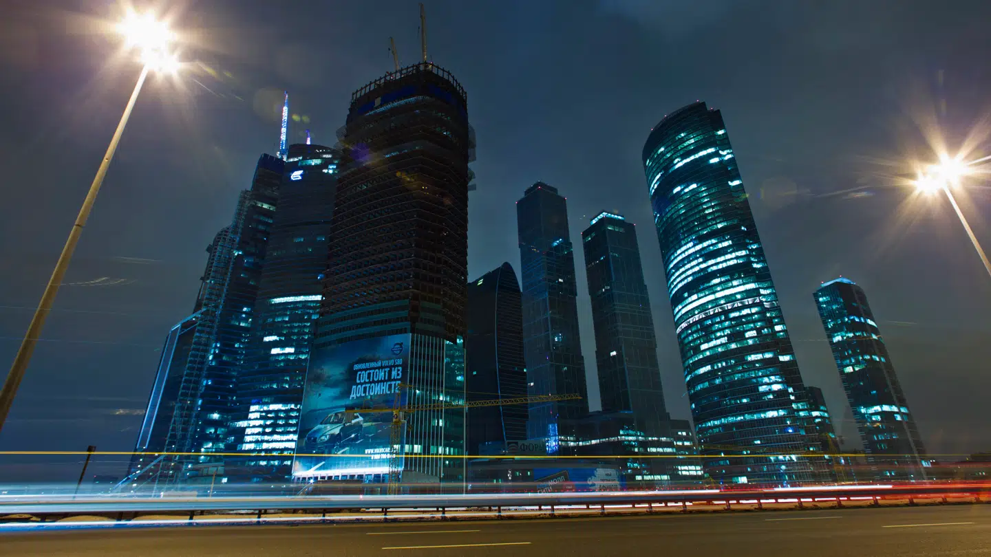 Det er i forretningsområdet kaldet 'Moscow City', at den tidligere syriske diktator Bashar al Assad nu bor.