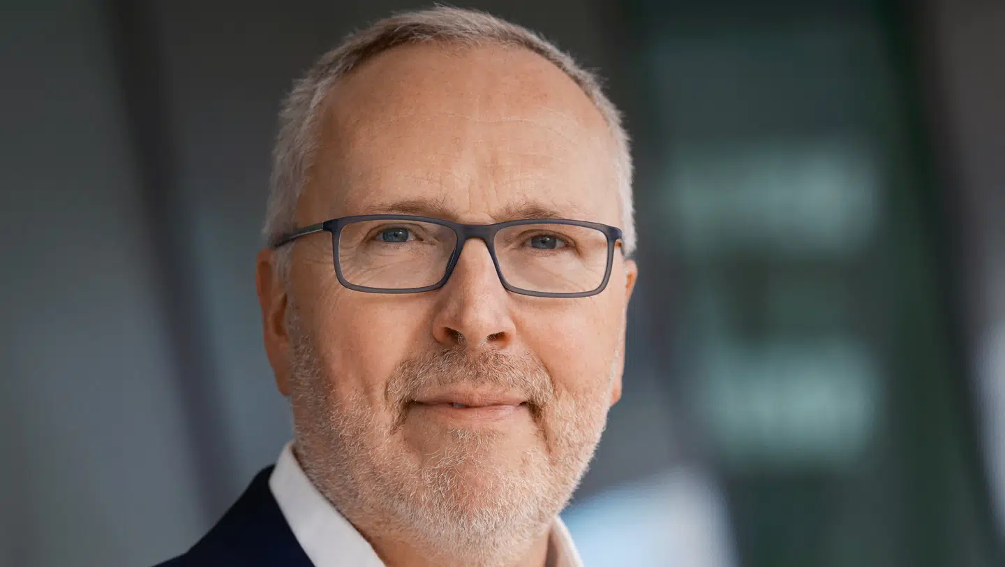 Ole Sloth Hansen er råvarestrateg hos Saxo Bank. Han tilsluttede sig Saxo Bank for 17 år siden efter 20 år i London.