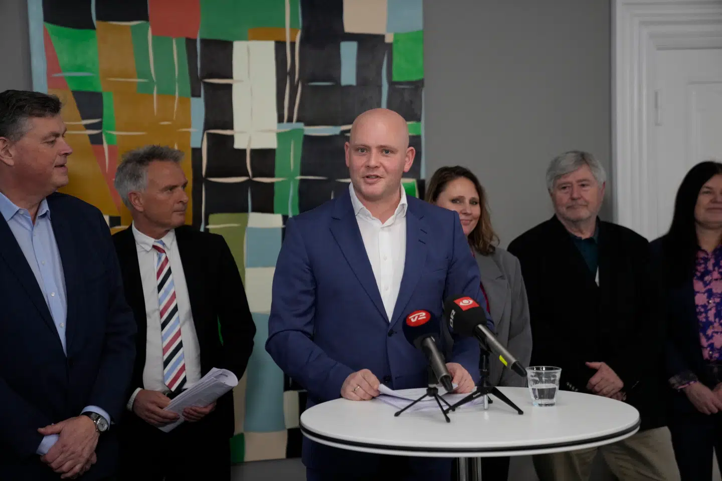 Kulturminister Jakob Engel-Schmidt (M) ved pressemødet i Kulturministeriet.