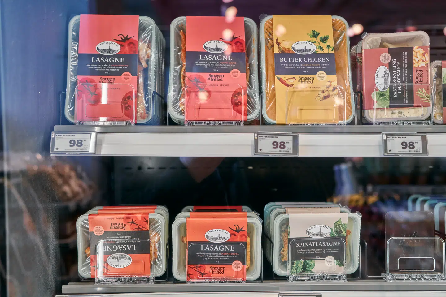 Det blev lidt dyrere for danskerne at gå på indkøb i november, viser nye tal fra Danmarks Statistik.