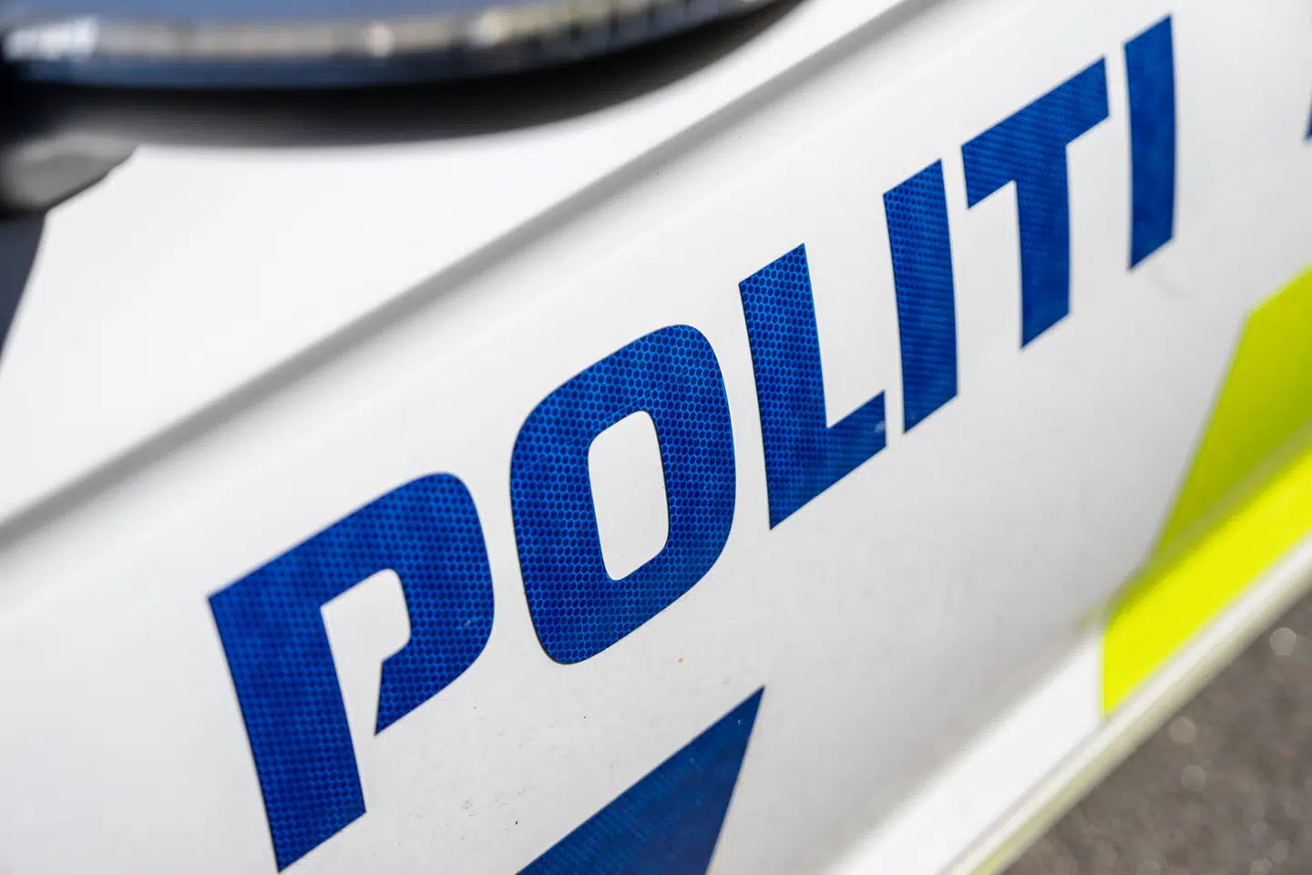 14 måneders fængsel kom det til at koste den 22-årige mand brutalt at have bortført og overfaldet en mand på Køge-egnen, som blandt andet blev truet med at få skåret en finger af.