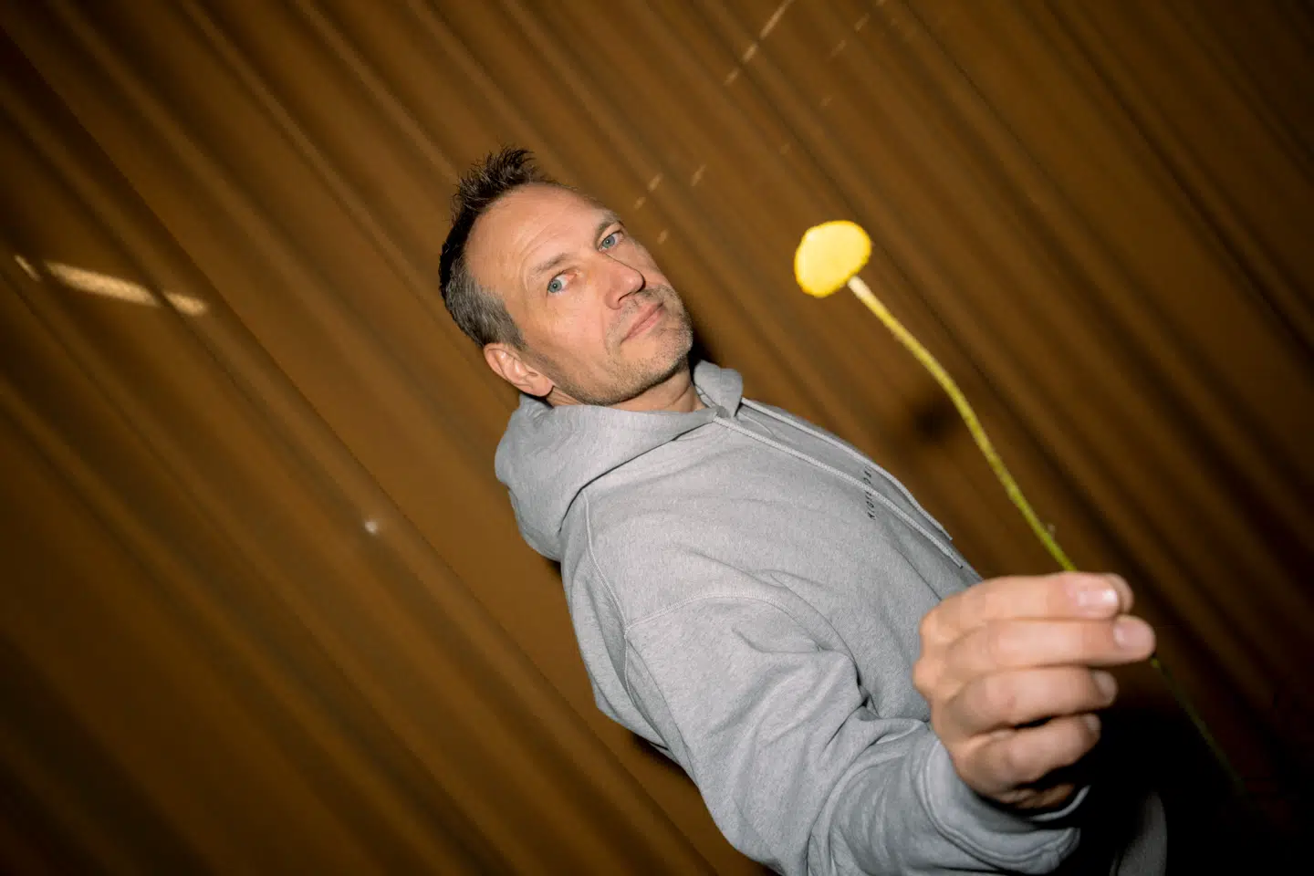 Martin Buch Thorborg mener, at medarbejdere skal have lov at flirte på arbejdspladsen. Selv mødte han sin første kone, da hun var receptionist hos internetvirksomheden Jubii, som han var med til at stifte i midten af 1990erne.