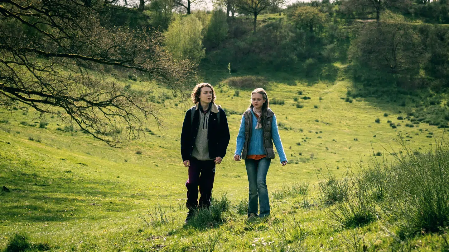 Valde og Celine i den magiske skov.