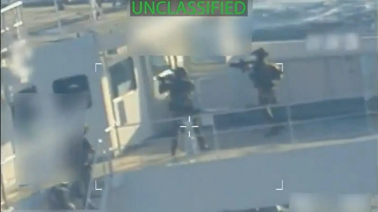 Venezuela beskylder USA for tyveri efter beslaglæggelse af olietanker.