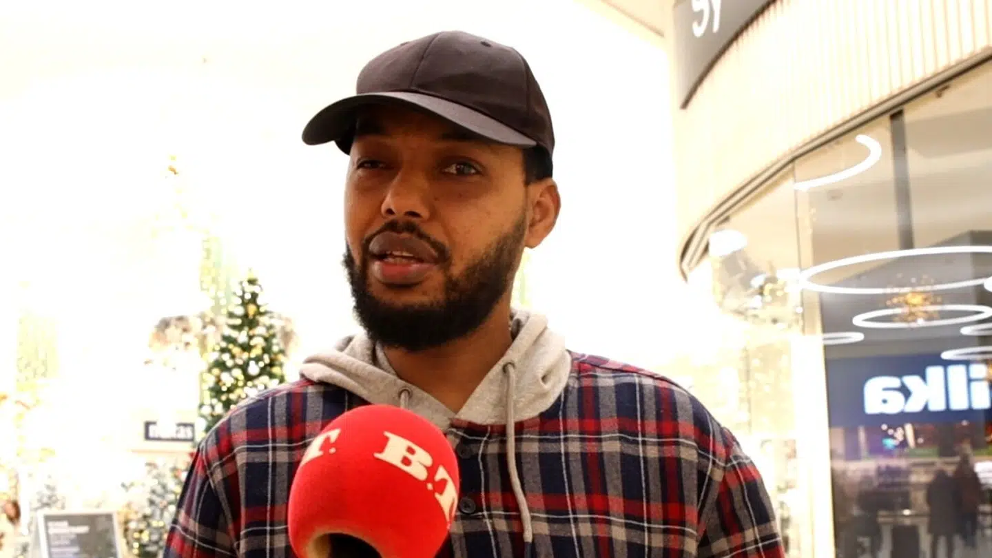 B.T. har talt med Ahmad Nyi, der går hårdt efter at blive dansk statsborger.