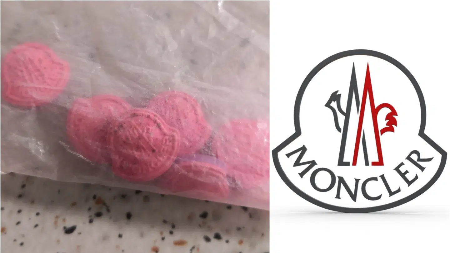 Pillerne har logoet på det eksklusive italienske tøjmærke Moncler på sig.