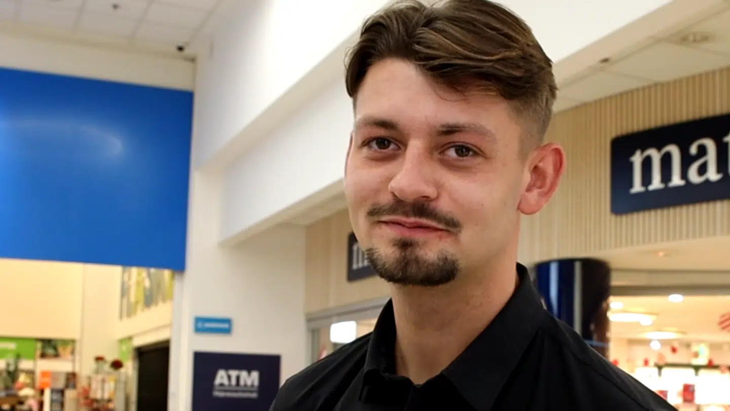 B.T. har mødt Marcus Emil Lyngkvist i Ishøj Bycenter.