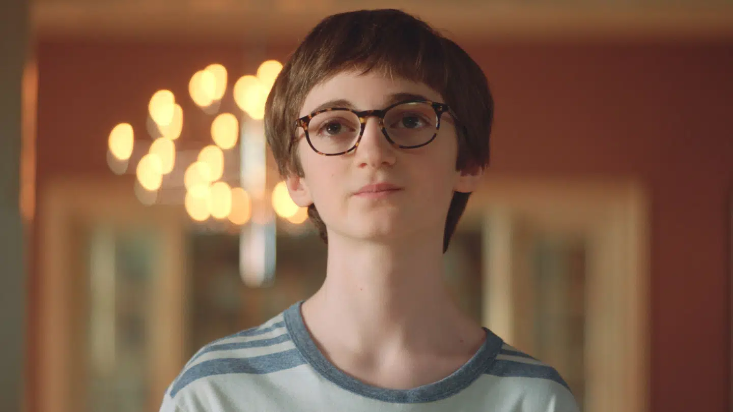 Kian Lawson-Khalili som Theo i DR's julekalender 'Theo og Den Magiske Talisman' fra 2018.